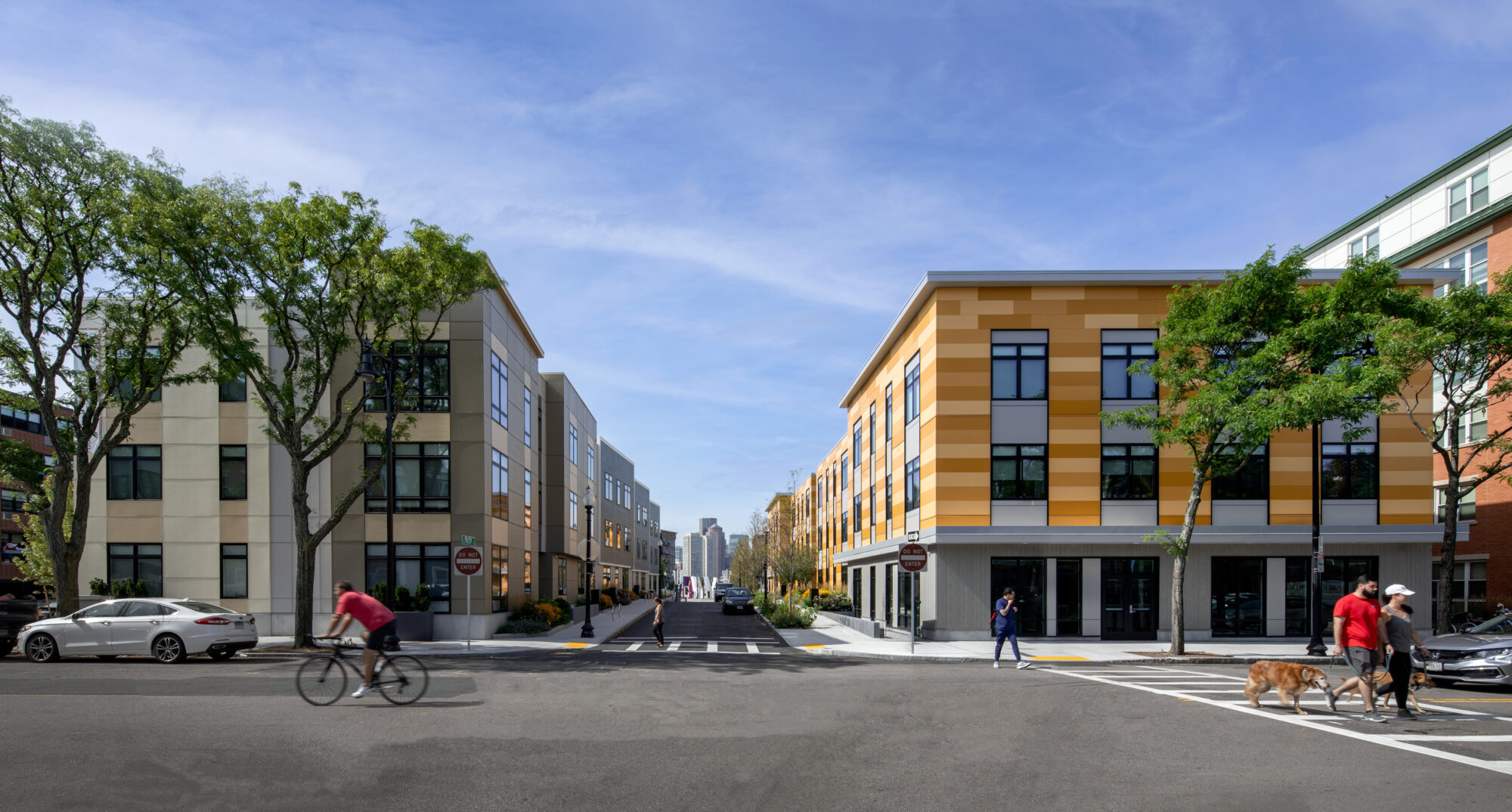 Harborwalk Residences and Harbor125 Apartments_Ed Wonsek_1