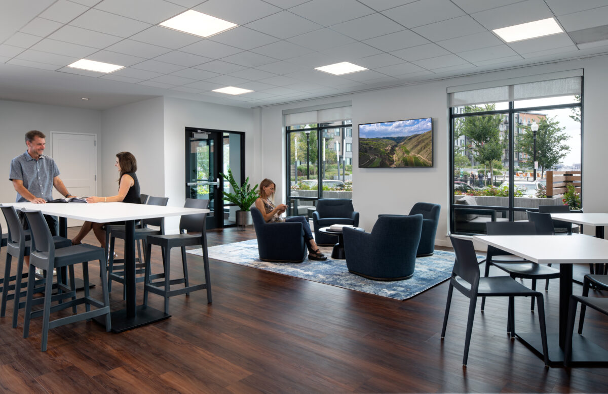 Harborwalk Residences and Harbor125 Apartments_Ed Wonsek_17