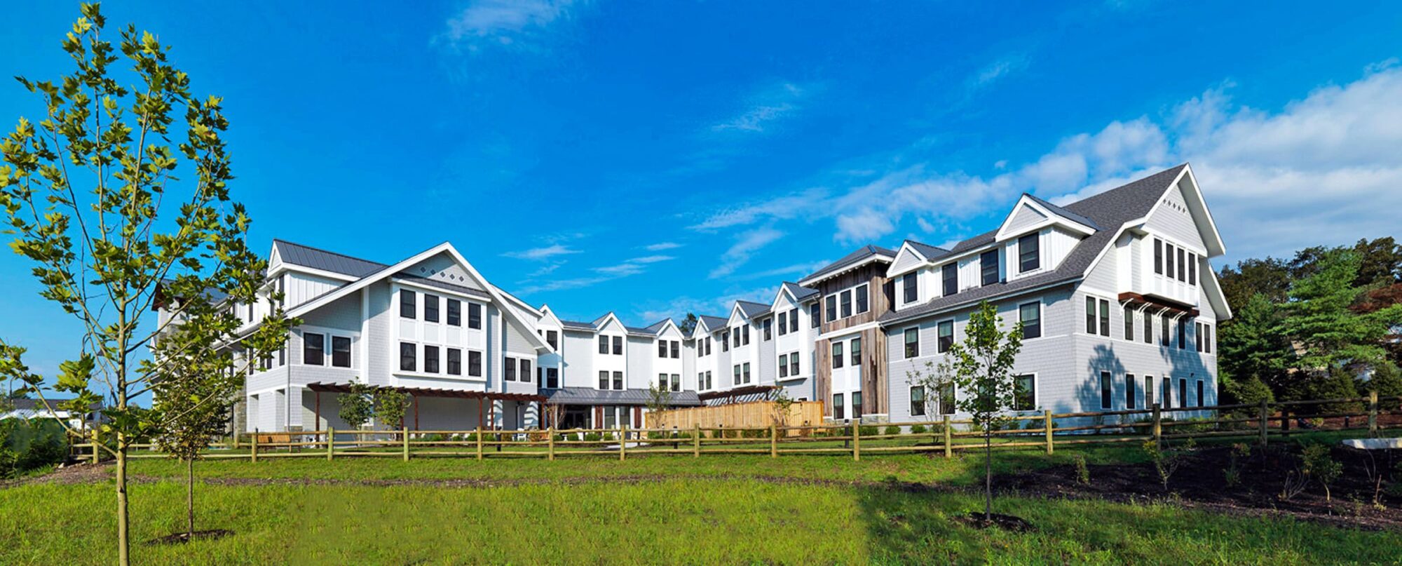 Residence at Westport_AndyRyan_10087_Panorama_30x14_a_EDITED