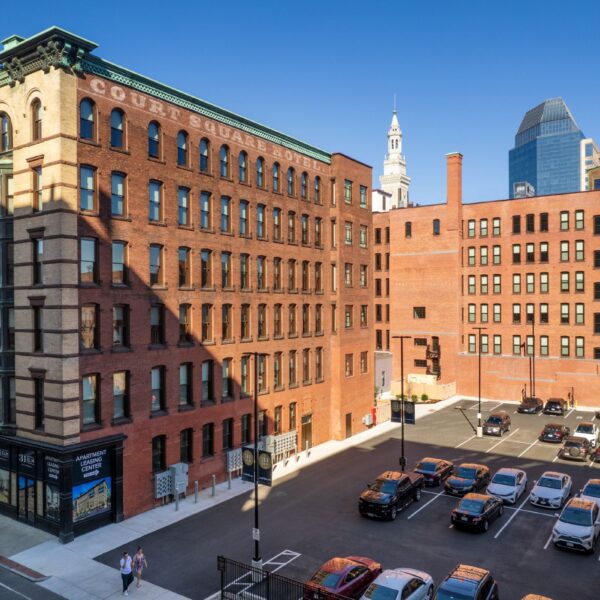 TAT_ThirtyOne Elm_Ed Wonsek_11