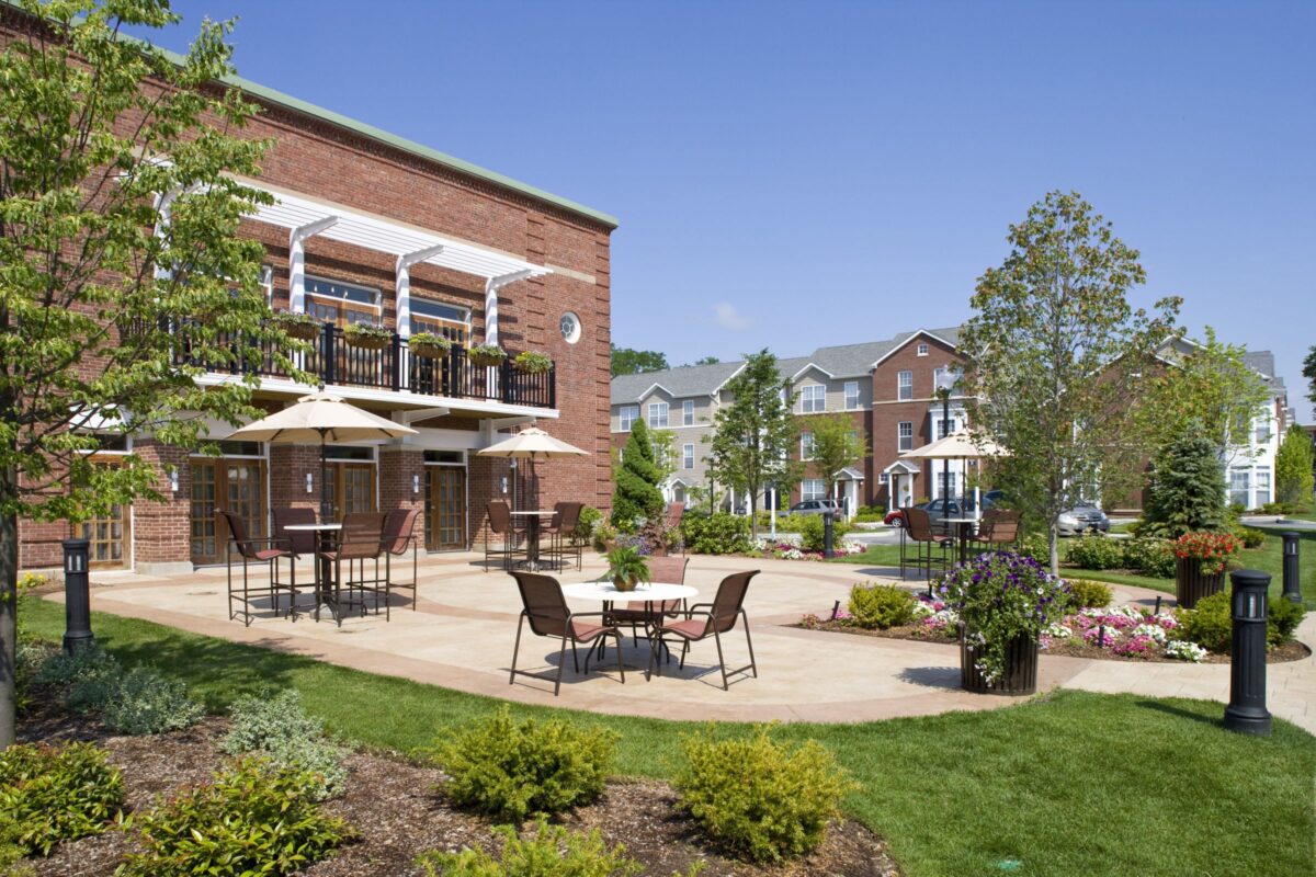 Avalon at Lexington Hills 07