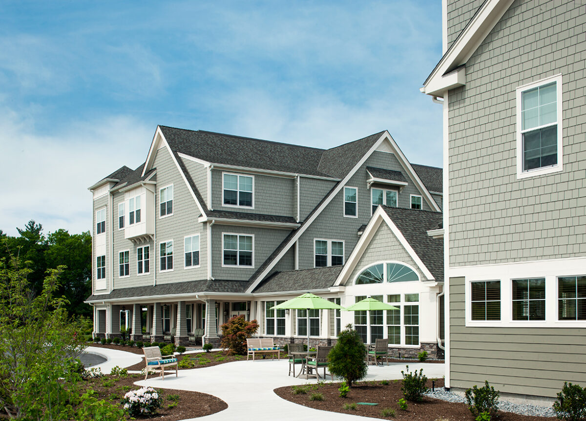 TAT_Stonebridge Burlington_patio